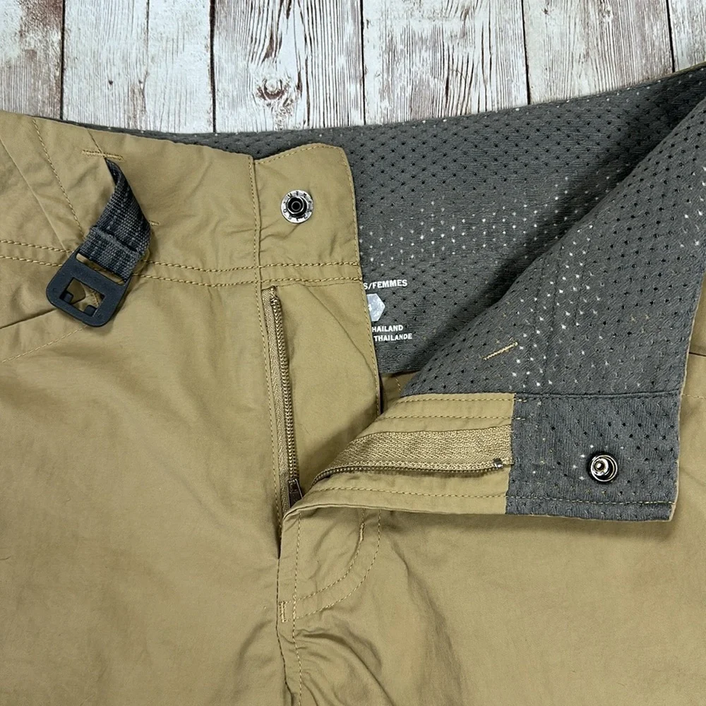 Mountain Hardware Women's Belted Cargo Shorts sz 4 Tan Nylon Hiking Outdoor 8” - Picture 7 of 16
